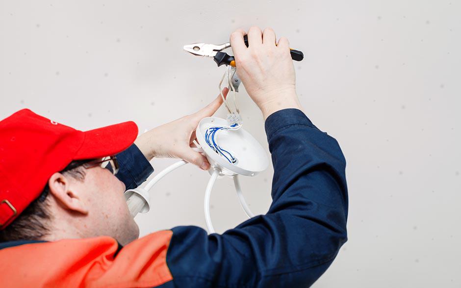 travail électricien Champs-sur-Marne